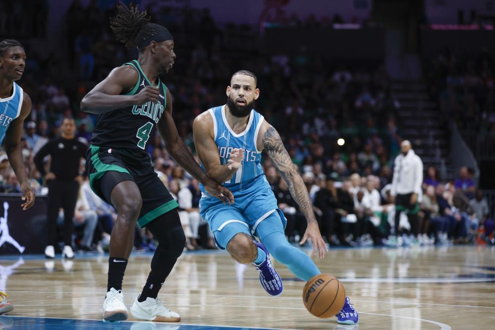 队从榜首掉 队从榜首掉