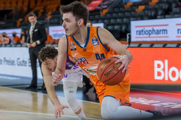 拉拉队的出 拉拉队的出